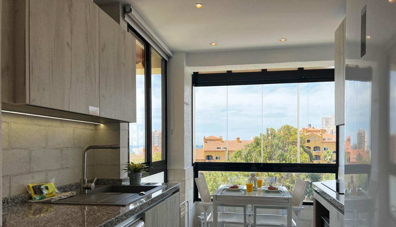 Apartment Aloha Playa Malaga Benalmádena Extérieur photo